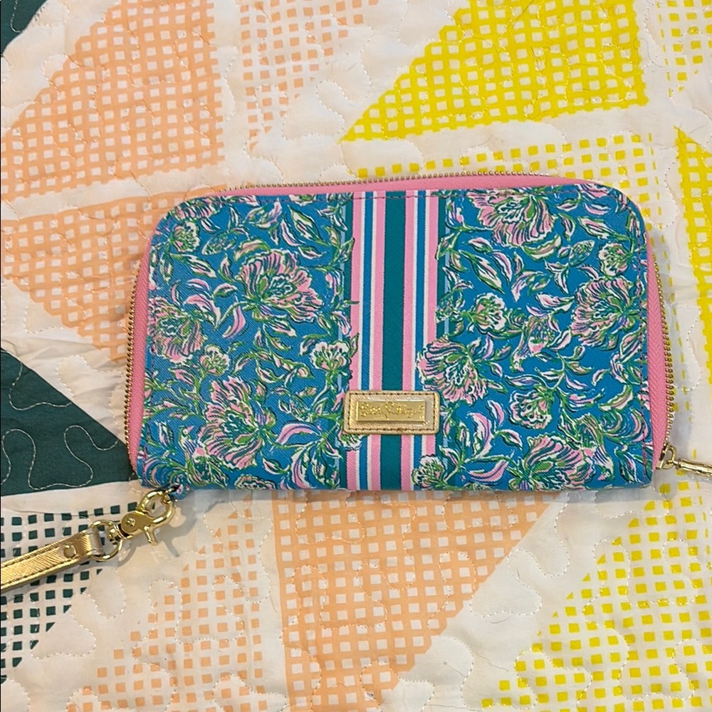 New without tags Lilly travel holder